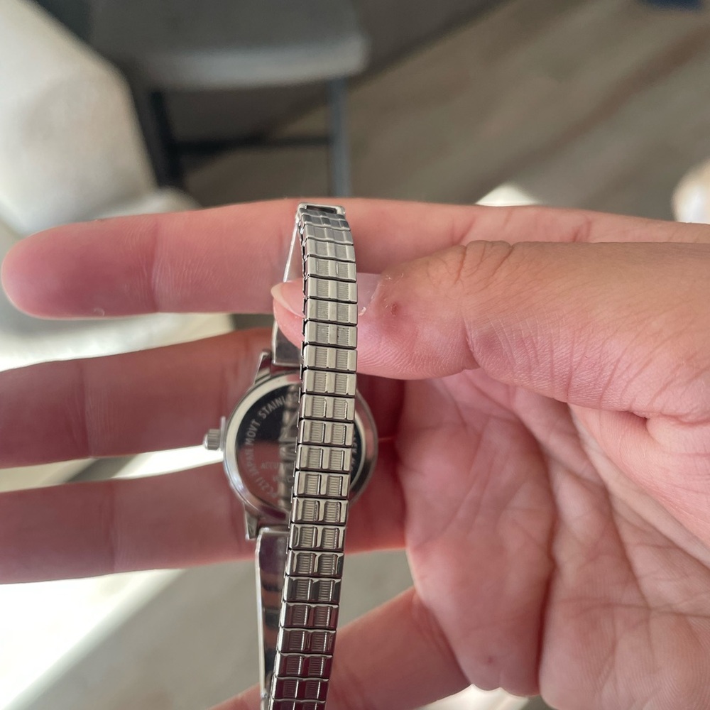 Silver Watch - Picture 2 of 3